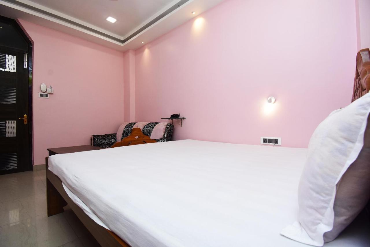 Spot On 45344 Loknath Tower Spot Hotel Krishnanagar Eksteriør billede