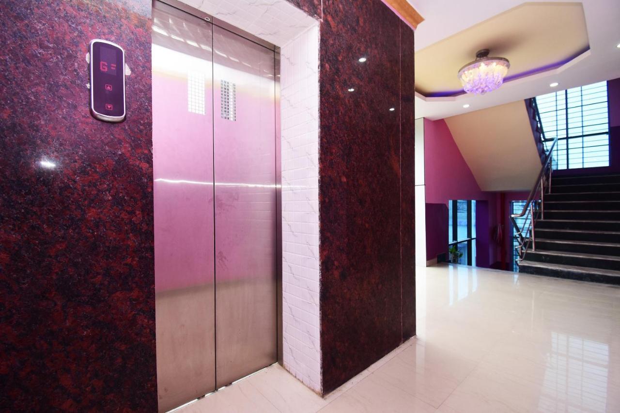 Spot On 45344 Loknath Tower Spot Hotel Krishnanagar Eksteriør billede