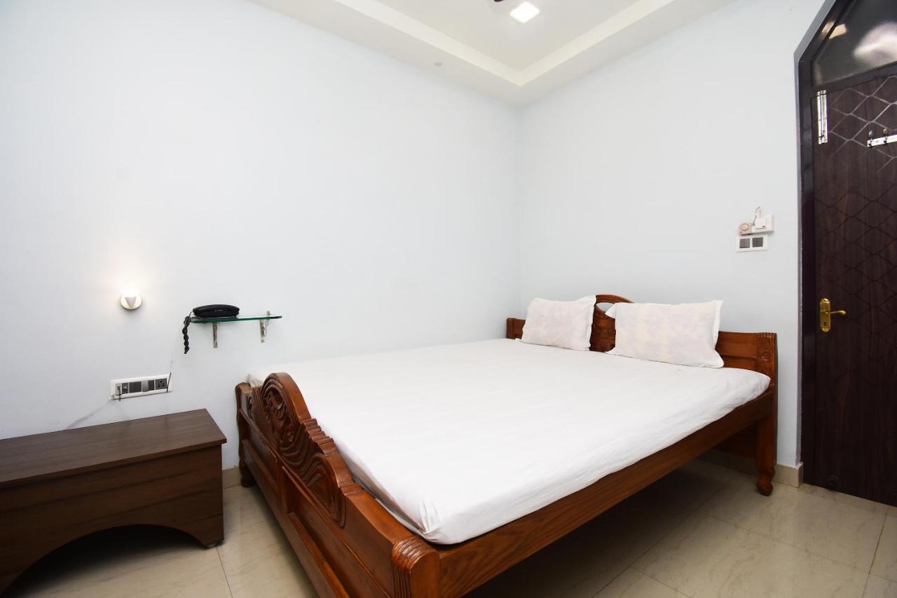 Spot On 45344 Loknath Tower Spot Hotel Krishnanagar Eksteriør billede