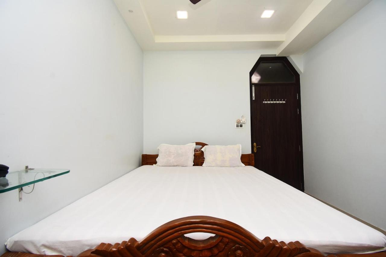 Spot On 45344 Loknath Tower Spot Hotel Krishnanagar Eksteriør billede